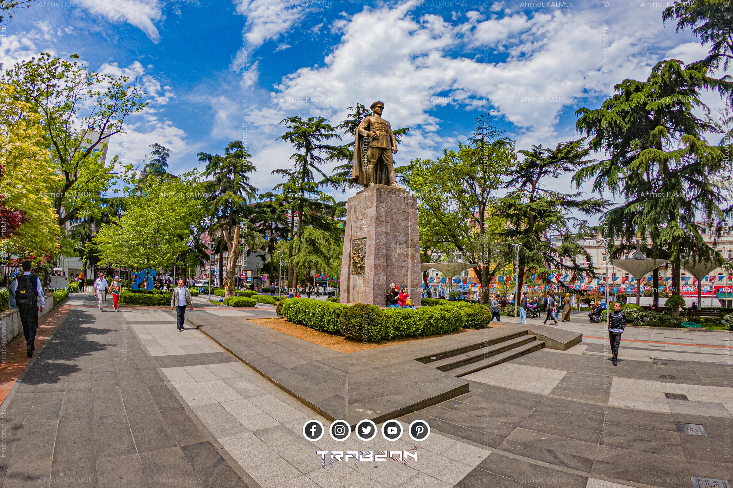 Trabzon Meydan Parkı Atatürk Heykeli
